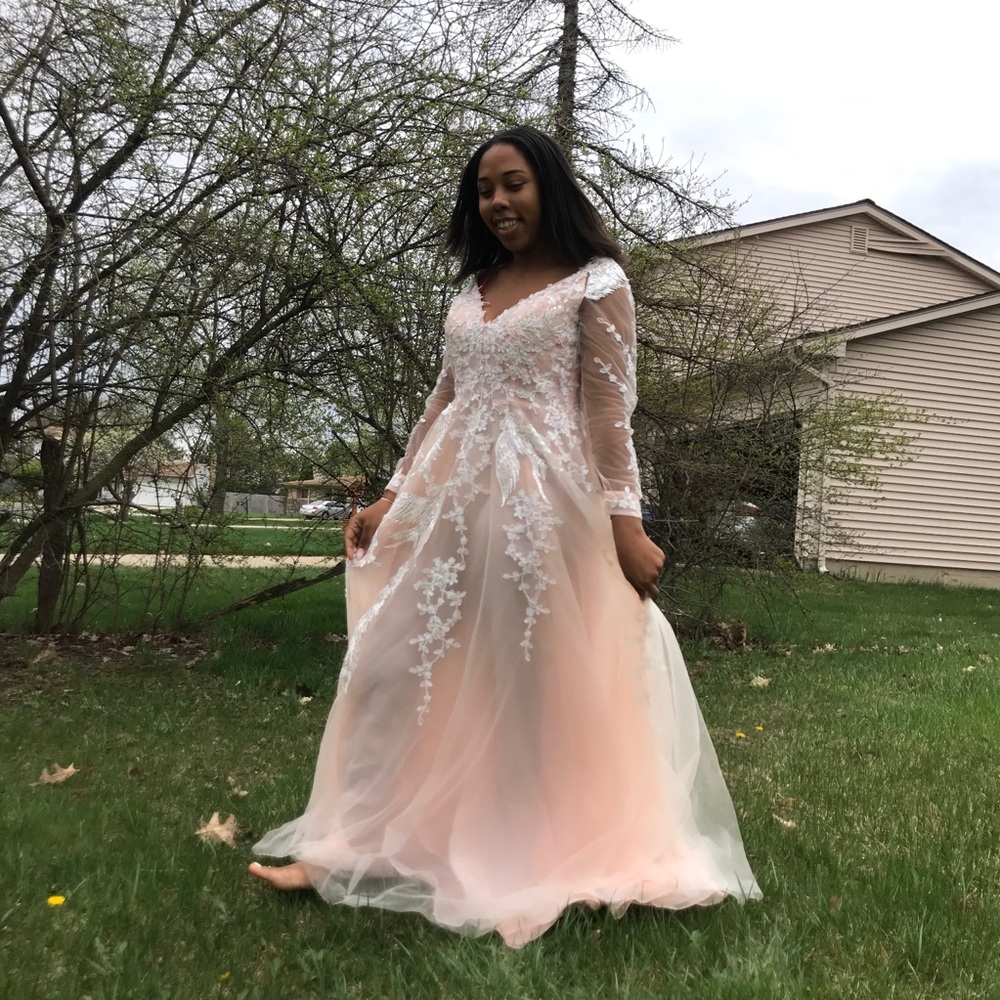 Prom dress - Picture 2 of 3